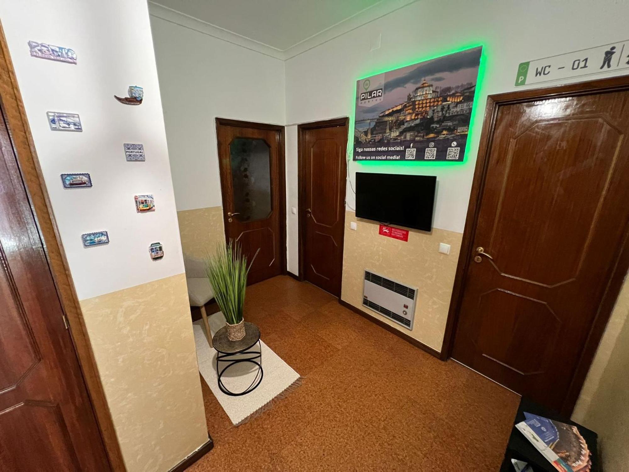 Pilar Hostel - Rua De Santa Catarina - Porto Ngoại thất bức ảnh