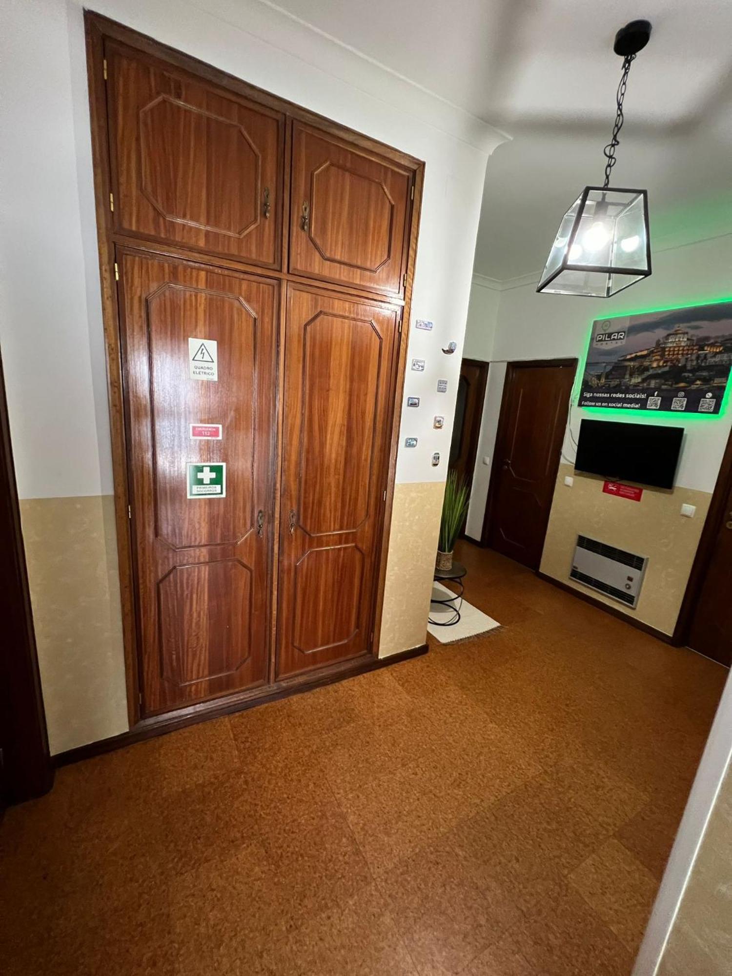 Pilar Hostel - Rua De Santa Catarina - Porto Ngoại thất bức ảnh